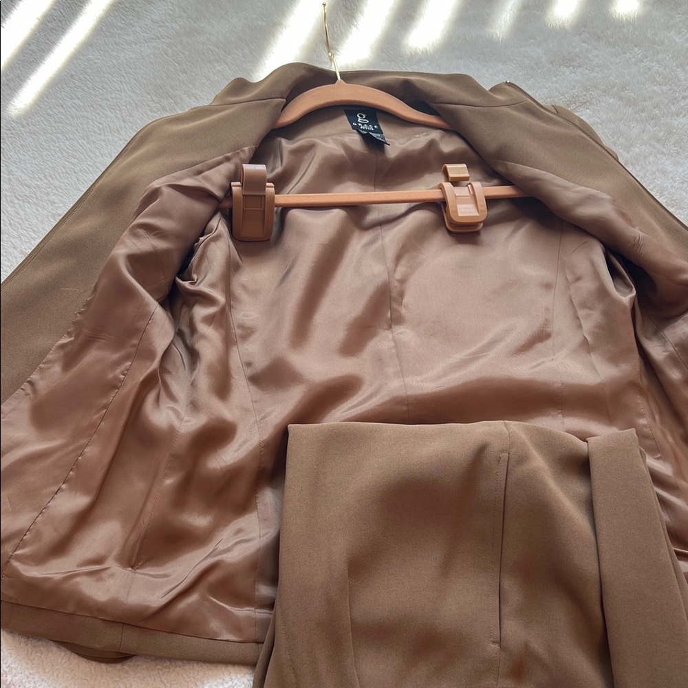 Grace Tan Suit Set - Picture 8 of 13